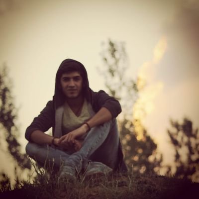MuhammedYldrm72's profile picture. Bir kapının kapalı olduğunu anlamak için o kapıyı itmek gerekir...

📷Photographer📷