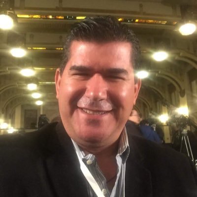 “No importa cuán malas sean las cosas hoy, mañana pueden empeorar aún más” (∴)