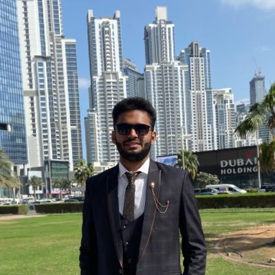 yashvajgaonkar's profile picture. 22
Determined. Learning. Living Life. 🇮🇳                   
Video Editor • Trader • Creator