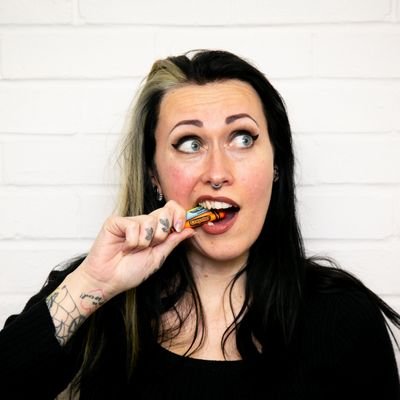 AliceAutist's profile picture. Colour Pencil Artist