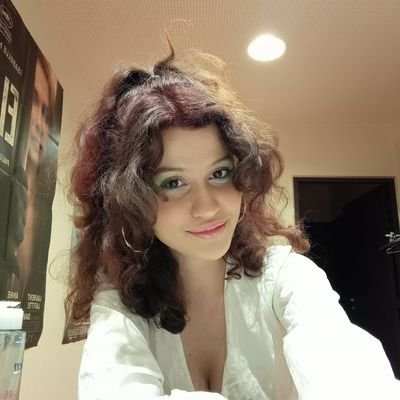 ''Il y a les passionnés des lettres, et puis il y a toi, passionnée d'Électre.'', Marylou 🤍 •
Ex HK1 ~ Faidherbe