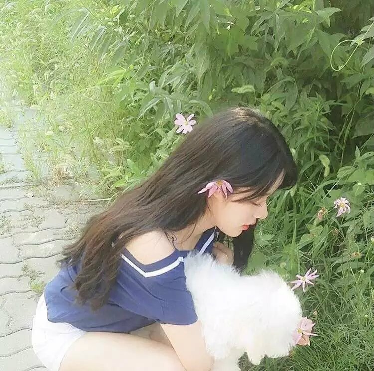 MicheleBone14's profile picture. 