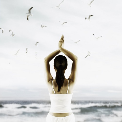 PiyamaBiru's profile picture. I'm selfish, impatient, and a little insecure. i make mistakes, i am out of control, and at times hard to handle.