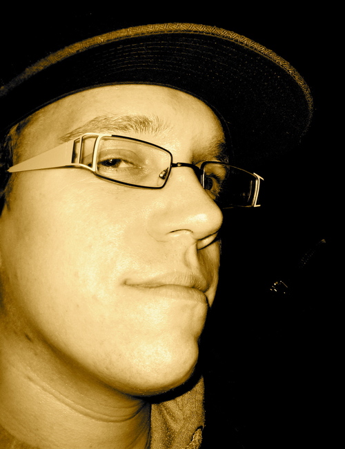 VanBaaTan's profile picture. Drummer.  https://t.co/XQDxv9kQtg https://t.co/JKY1wcXwAv https://t.co/WyhJ0CESUG https://t.co/1sqSIDFmTB