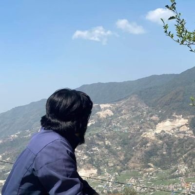 बाउन भन्ने वित्तिकै सबै सामन्ति हुन्छन भन्ने छैन, न यीनलाई आरक्षण छ, न विशेष कोटा नै
त्यसैले गरिब बाउन, मनकाे चाँही धनी