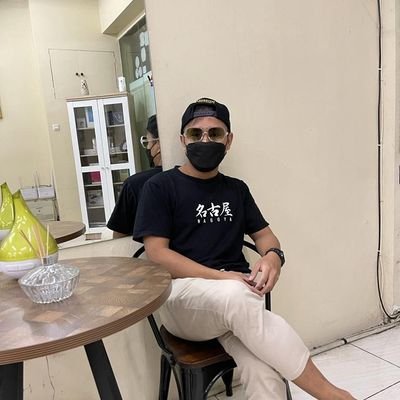 Tidak ada didalam Hati dua Cinta,sebagaimana tidak ada didalam Wujud ini dua Tuhan