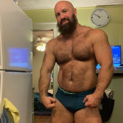 Wales 🏴󠁧󠁢󠁷󠁬󠁳󠁿 🏳️‍🌈📍GYM 🐻 Travel 🧳✈️ WolfGang 🐺 Muscle Daddy 💪🍑 EAT🍉🍇🍌 Single 💐 (THE ONLY TWITTER PROFILE I'VE GOT). LGBTQ+ 🏳️‍🌈