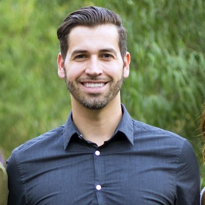 Communications & Outreach Expert | Marketing | Dad of ✌🏼| 🏘️Investor | Fitness 💪🏼 | Coach de Salud | CEO & Founder | Traveler ✈️ | Social Media Manager