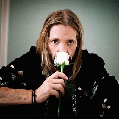 mikehunt233423's profile picture. 