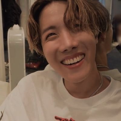every night I see you in my heart, everytime i do, i end up crying
✼ yoongi to my hobi: @jxntannie ✼
✿ my universe: @agusttrivia ✿
(✿ ͡◕ ᴗ◕)つ━━✫・*。