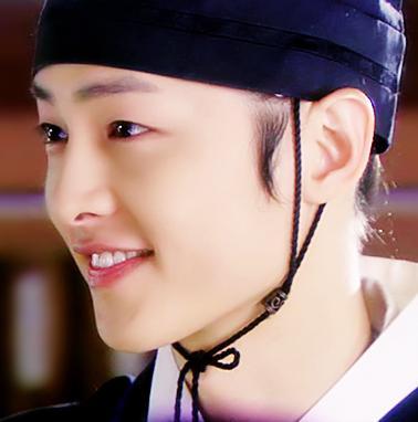 lynnatt's profile picture. 