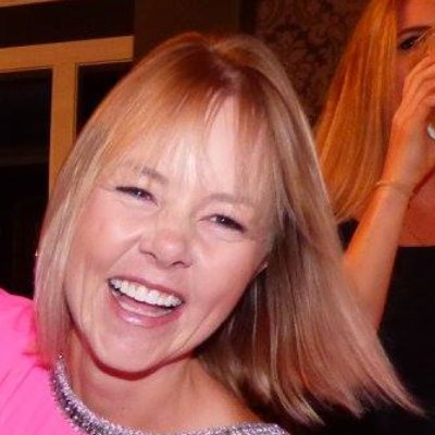 MelGibbNZ's profile picture. Chemistry Teacher (NCEA & IB) 🧪
Living each day to be the best version of myself 💕 
Enjoying the company of friends and wine 🥂