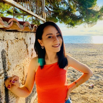 zumrutsezeer's profile picture. 👷🏻‍♀️🌺