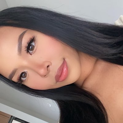 coderhavi's profile picture. #WomenWhoCode #WomenInSTEM 👩🏻💻💗✨⌨️