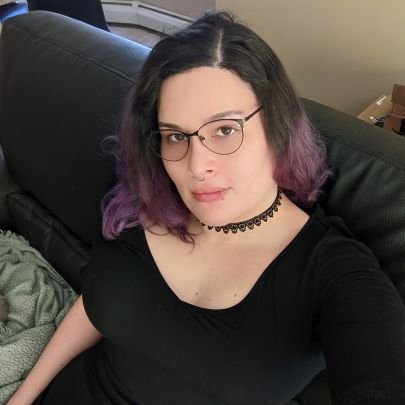 Audrey, She/her 🏳️‍⚧️ - Nintendo & retro game enthusiast, polyam, bi, trans, goth, Donkey Kong is my dad. NSFW: @punknspicetiddy

https://t.co/raQoTMn0ej