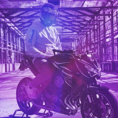 sparklydev's profile picture. Hey! Ich bin Yannik und bin Fachinformatiker für Anwendungsentwicklung.