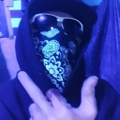 broken hurt emotiinally mentally physically fucked up even my identity isnt me ive even become a criminal even though im clearky a victim o and everything ilig