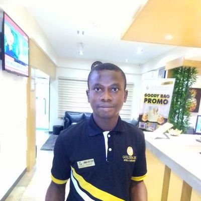 SemilogoSoji's profile picture. With god all things are possible