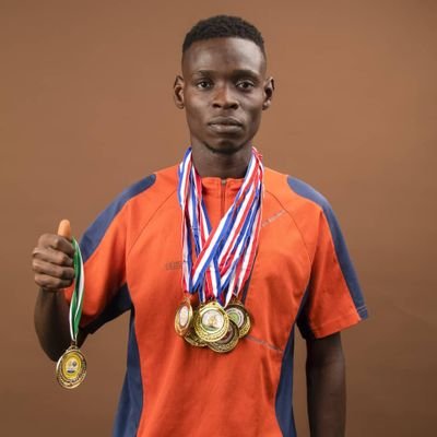 Semi-Punter🏆 Footballer🥇Graphics🎨 BSc. Chemistry OOU🎓 Chelsea💙 Messi🐐 LET’S BOOOOM💥 Mutuals??🤝ifb
