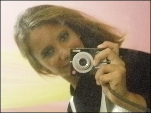 Minha mente se seente da maneira que eu me sinto..!

|beijo&meligáa|

               By: Mona Marques