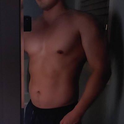 Sisoon1's profile picture. 175 83 3n