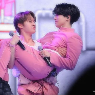 𝕄𝕀ℕ𝕊𝕌ℕ𝔾 𝔹𝔼𝕊𝕋 𝕃𝕆𝕍𝔼ℝ
𝙨𝙩𝙖𝙮 𝙗𝙡𝙞𝙣𝙠 𝙖𝙧𝙢𝙮 𝙤𝙣𝙘𝙚 𝙢𝙞𝙙𝙯𝙮 𝙧𝙚𝙫𝙪𝙡𝙚𝙫 
𝐤𝐩𝐨𝐩 𝐬𝐭𝐚𝐧
