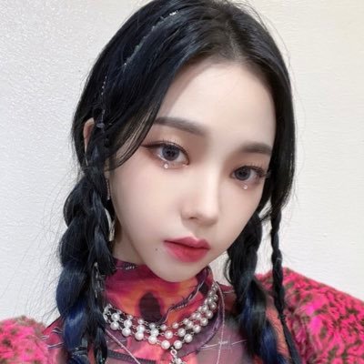 karina’s gf (real) • she/her