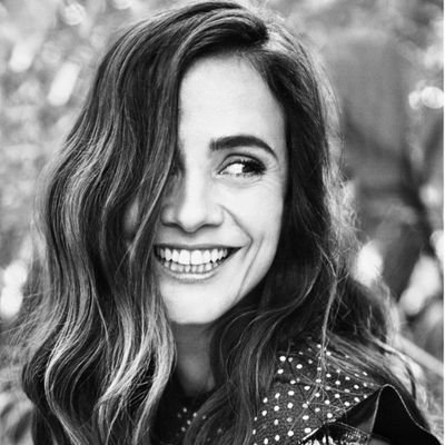 FAN ACCOUNT / FÃ CLUBE ( we are not Alice)- All news about the talented actress and producer Alice Braga!
-
-
Alice's official account is @alicebraga ❤