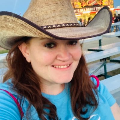 Reichal_Winn's profile picture. Kindergarten teacher in Conroe ISD. I ❤️ God, my family, and sweet tea.