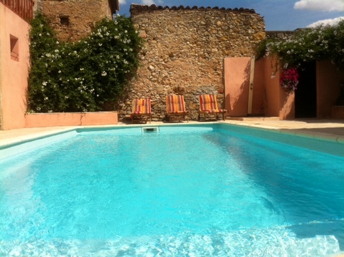 Up to 10 guests can stay at our spacious property in Languedoc. Beaches, fine food, countryside, sunshine - South of France with an Irish welcome - magnifique!