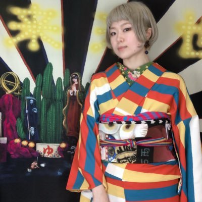 Artist. Kimono & object. Based in 🇯🇵 Production theme: memento mori.NGV exhibiting Artist(2025).contact👉tamaoshigemune@gmail.com
