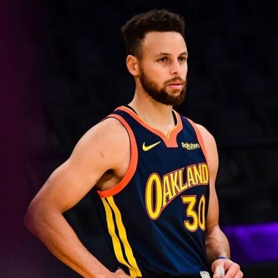 poyuluba's profile picture. 