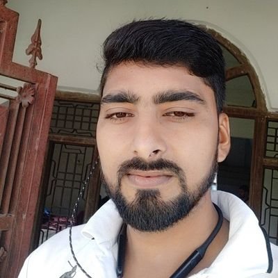 VIVEKKU41212166's profile picture. Komal