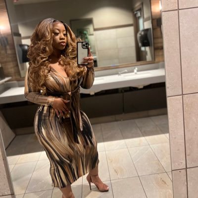 MUA • 🌸 INSTAGRAM: dyamonnbriana •• TWITCH: Justdyaaa