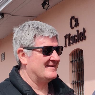 JaumeSensat's profile picture. Responsable
Innovació i Millora Contínua a l'Escola Joviat. #Professor. #Directiu. #Historiador. Entrenador de #Basket. Responsable de #Innovació.