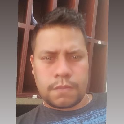 Vamos amigo, ajude! Senão A gente acaba perdendo o que já conquistou... Vamos amigo, lute!.... Liberdade!
Teu povo clama