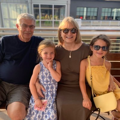 Cherbearchi's profile picture. 