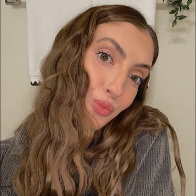 _lemohr's profile picture. I don’t know and I don’t know how to know you know? Medical Aesthetician @ The ROWE