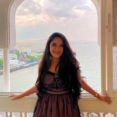 ChelseaDiorDas's profile picture. Late to the party but at least I arrived ✨