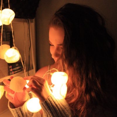 em_alexandrax's profile picture. Digital scrapyard