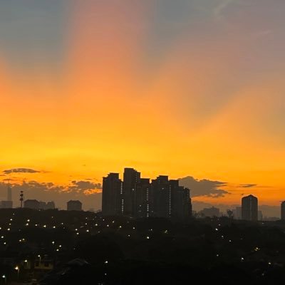 VimileswariN's profile picture. live and let live