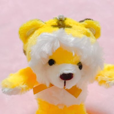 kk_okaNEWSa_tm's profile picture. NEWS🎤増田担💛箱推し💜💛💚増田担○、小山担◎・加藤担◎・かけ持ち○。だいぶ大人です。 RT･♡多し。なかなかの人見知りだけどチームNEWSちゃんのお友達募集中✨無言フォロー＆失礼があったらすみません。仕事に追われツイも浮上もマイペース🥲まっすーがいるJ全般のこともつぶやきます😌