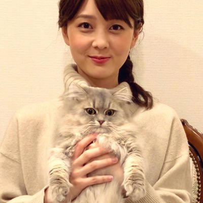 猫がとても好きです。🐈 シャーロット・ルイ・レオ 日本テレビで働いています。