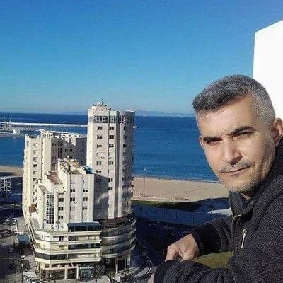 جداريات سعيد الصباغ
جميع انوع الصباغة و الديكور العصريه