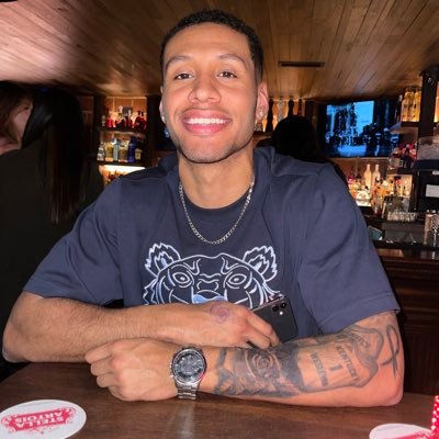 D_Showtime's profile picture. 