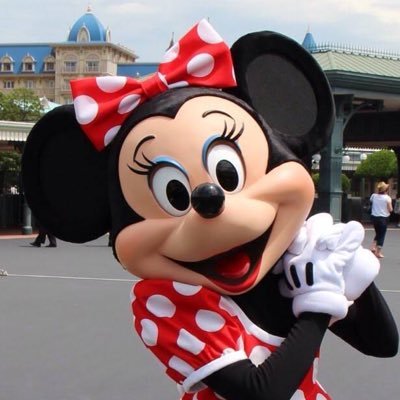 ディズニー、サンリオ、MOTHERシリーズ(特に2✌️)、CHEMISTRY。7歳、4歳娘と2歳息子の母。第8期満開部🌸ゆるダイエット支部712番🍩小規模園で働いています😊