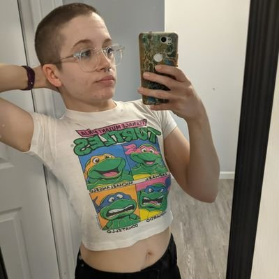 Yer5inia's profile picture. Microbiologist M(ASCP)CM | TTRPGs, video games, cats, witchy shit, lover of all things '80s - '00s | tweets/retweets are my own | she/her 32 💖💛💙