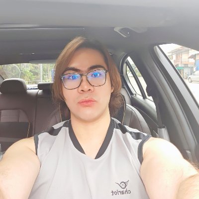 ผู้ชายหุ่นหมี ใส่แว่น หมีแว่น คุยปรึกษาได้ Bio:: อายุ 39 เจ้าของธุรกิจส่วนตัว เจ้าของบริษัท ชอบออกกำลัง DM คุยได้ครับ
ไอจี https://t.co/RRxsmOVj6H