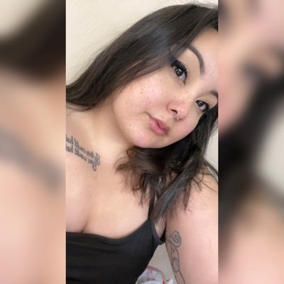 xoxo_Desirae's profile picture. 