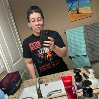 Quesitofrito's profile picture. Wrestling Fan/Heavy Metal and bullshit/I workout sometimes